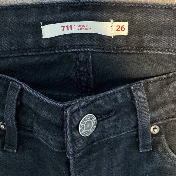 Levis 711 Skinny size 26 Black Jeans - Picture 2 of 5